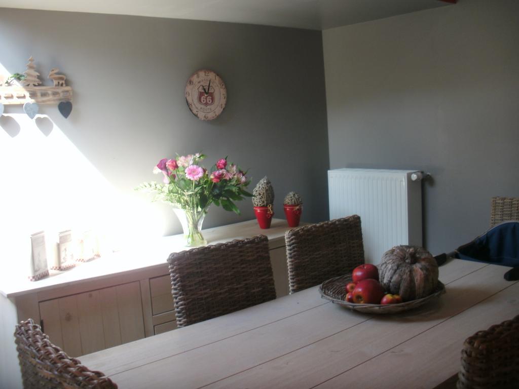 Gite Du Vieux Pommier Herbeumont Quarto foto